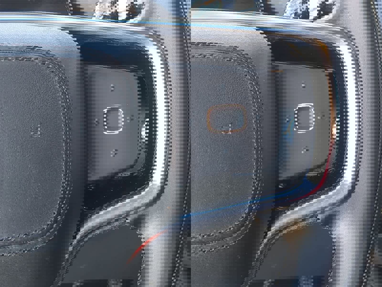 Used 2024 Lincoln Nautilus Reserve w/ Equipment Group 202A image 31