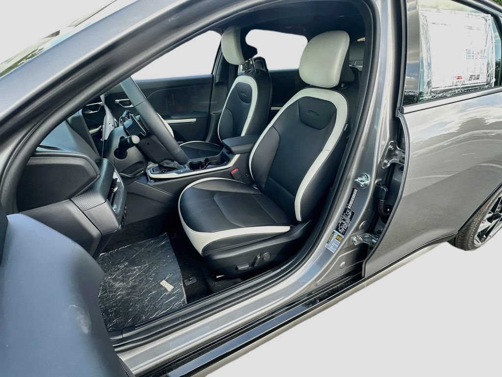 New 2026 Kia K4 GT-Line w/ GT-Line Sunroof Package FWD image 20