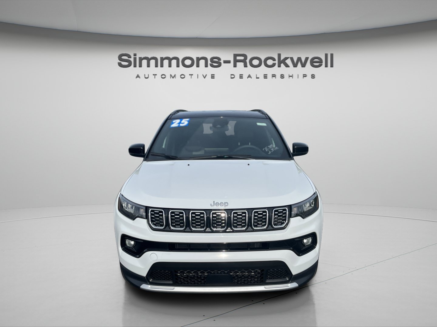 Used 2025 Jeep Compass Limited AWD/4WD image 8
