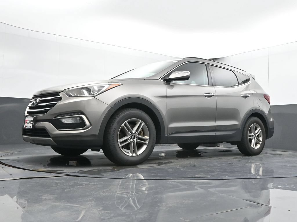 Used 2018 Hyundai Santa Fe Sport w/ 2.4L Value Package 02 FWD image 44