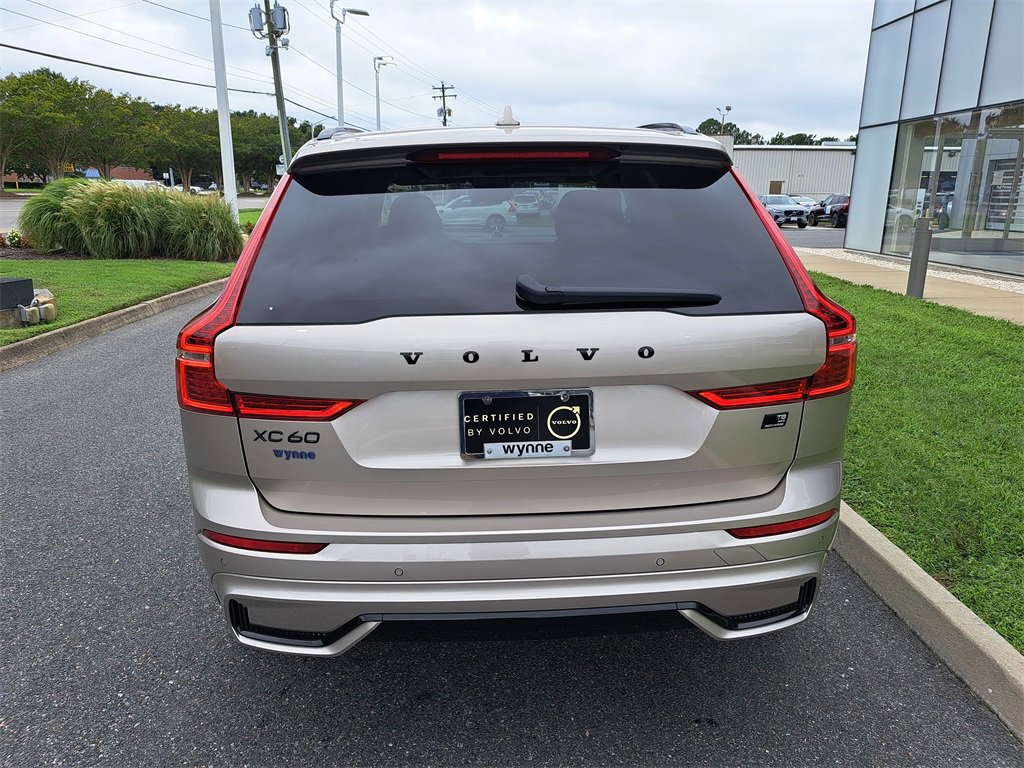 Used 2024 Volvo XC60 T8 Ultimate image 6