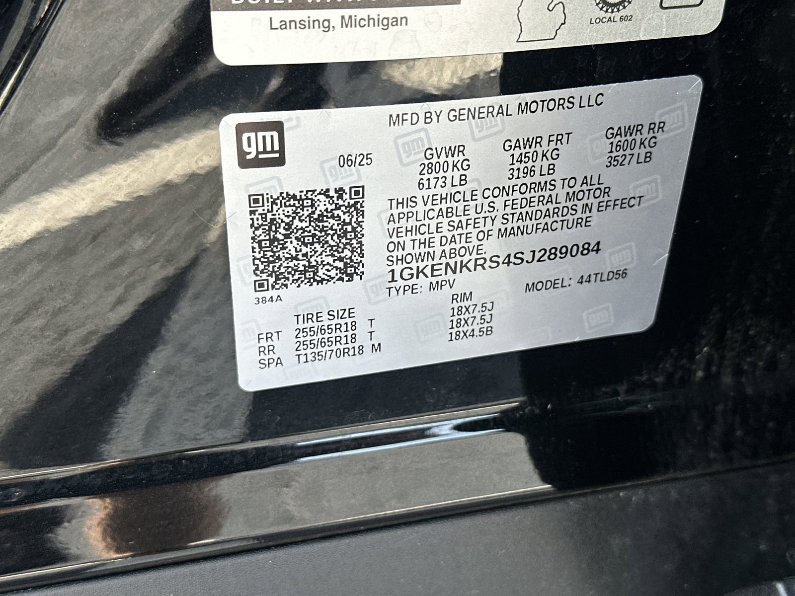 Used 2025 GMC Acadia Elevation image 36
