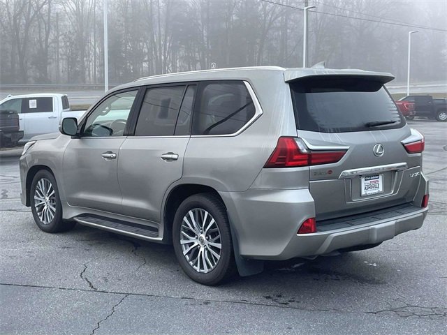 Used 2019 Lexus LX 570 4WD w/ Luxury Package image 3