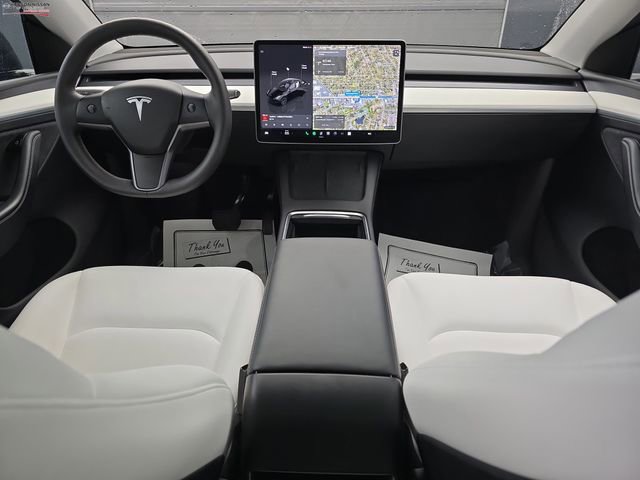 Used 2025 Tesla Model Y Long Range image 20