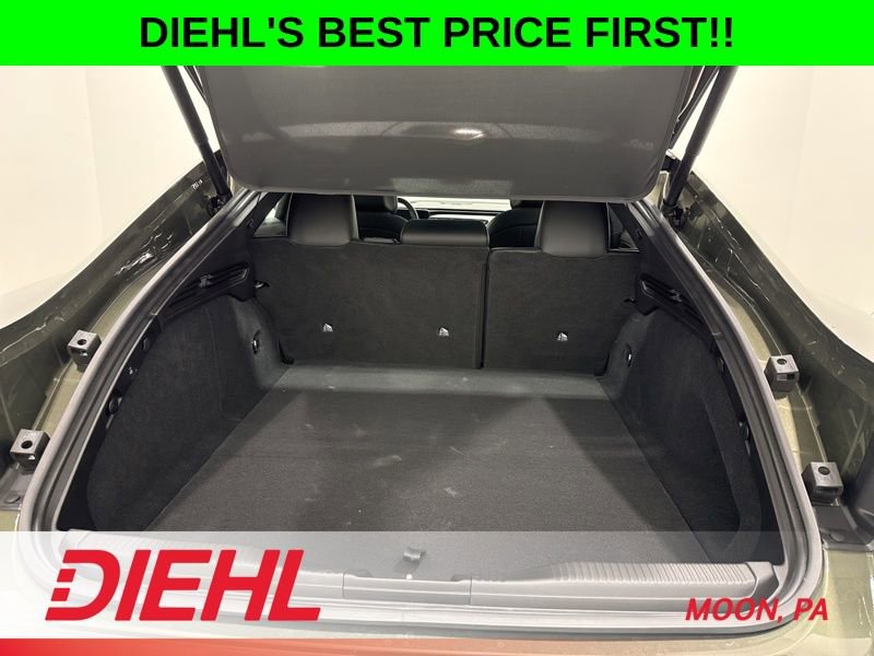 New 2026 Dodge Charger R/T image 9