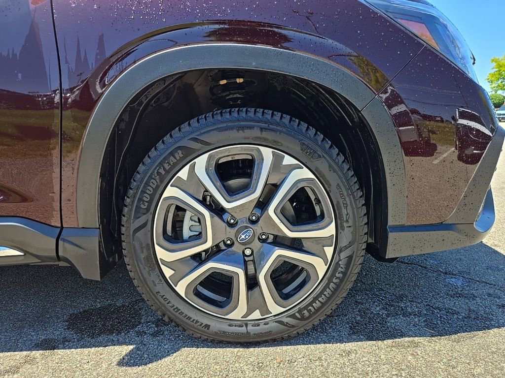 Used 2024 Subaru Ascent Touring AWD/4WD image 12