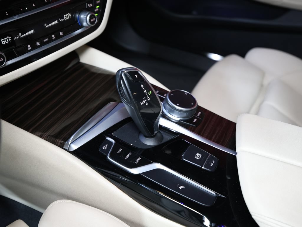 Used 2020 BMW 530i RWD image 21