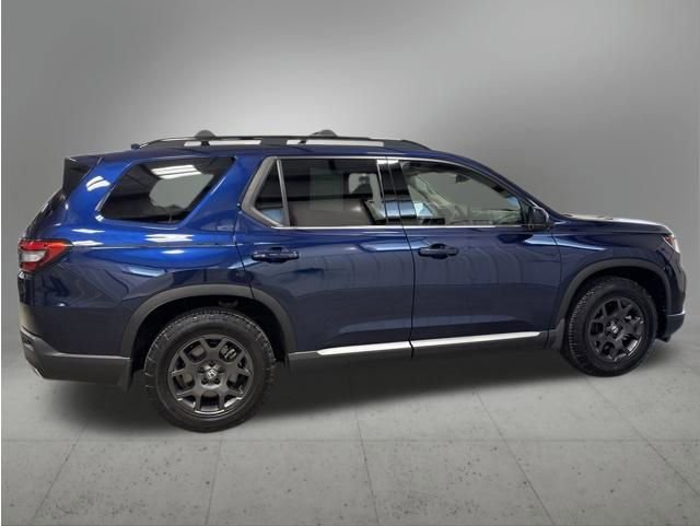 Certified 2024 Honda Pilot Elite image 4