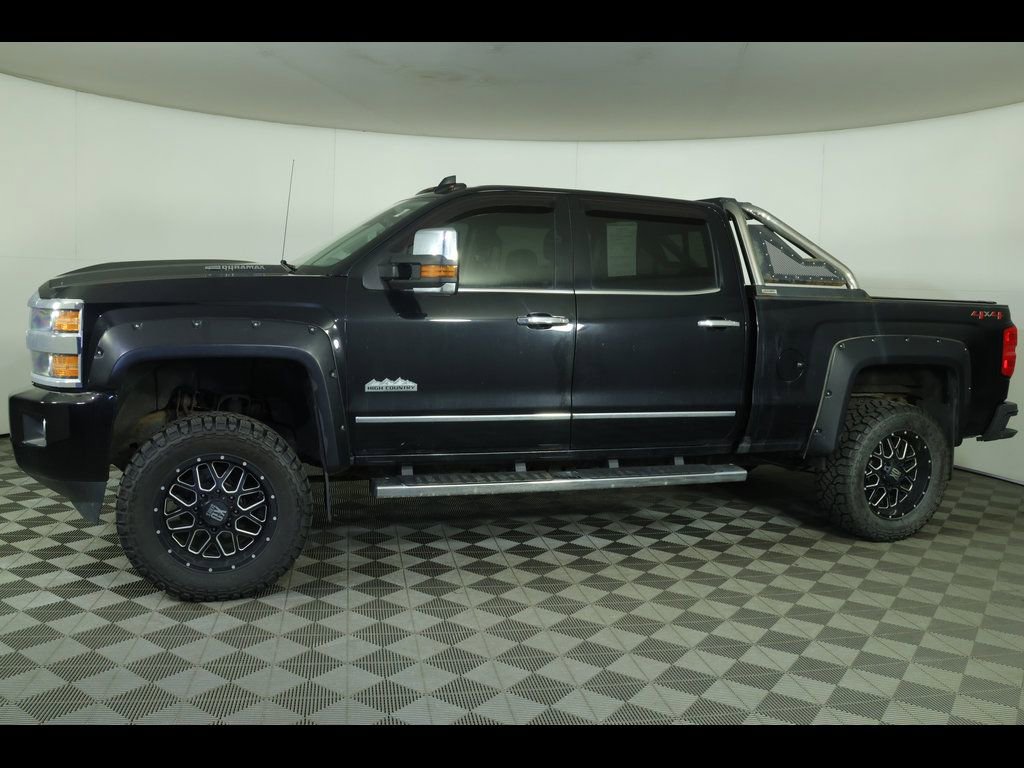 Used 2018 Chevrolet Silverado 2500 High Country AWD/4WD image 15