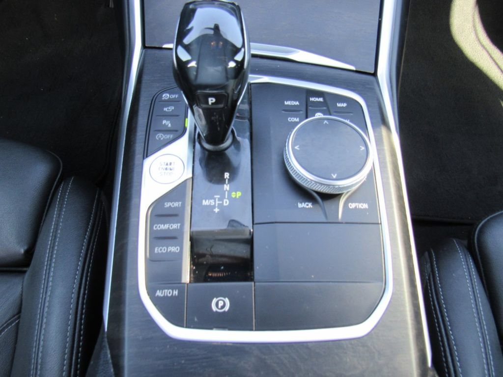 Used 2020 BMW 330i Sedan w/ Convenience Package RWD image 20