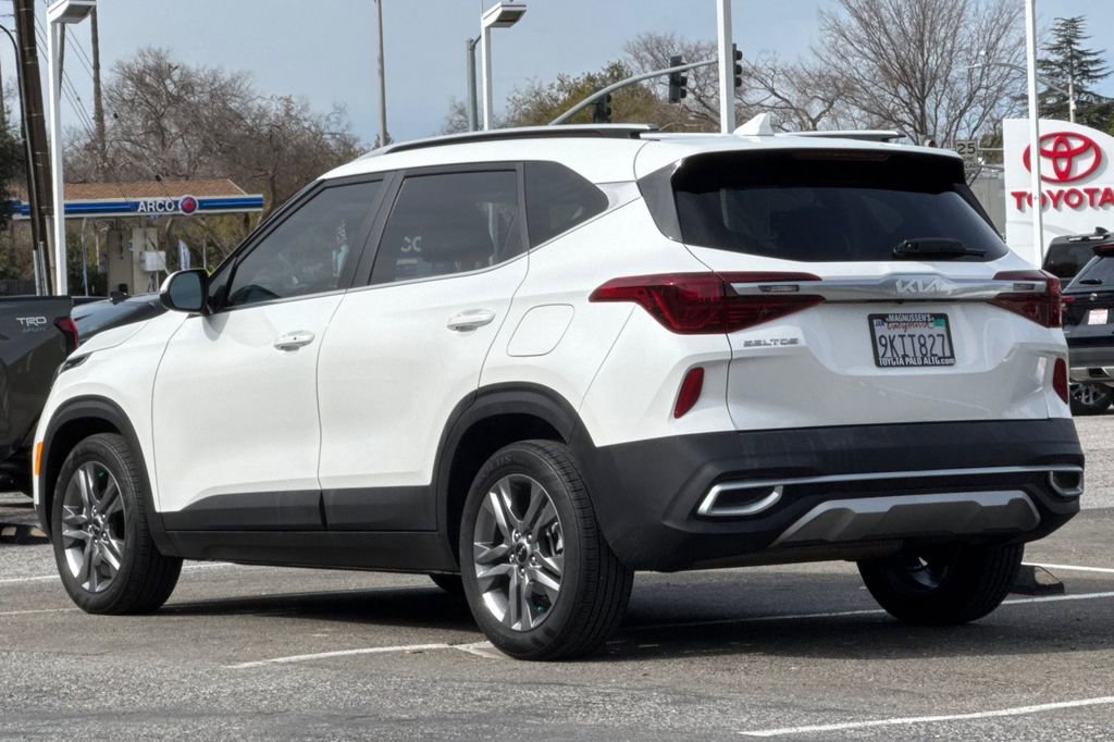 Used 2023 Kia Seltos S image 5