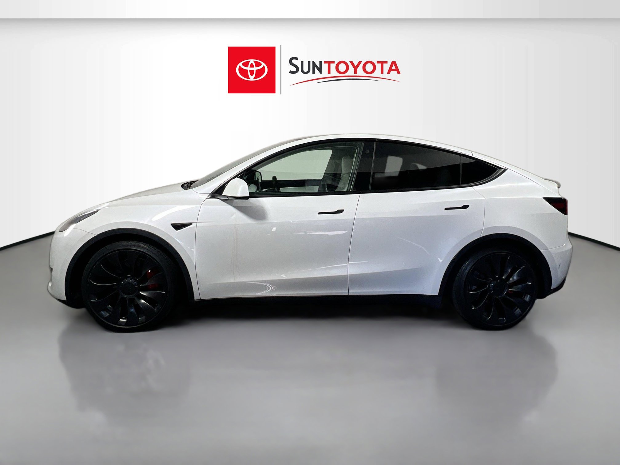 Used 2022 Tesla Model Y Performance image 7