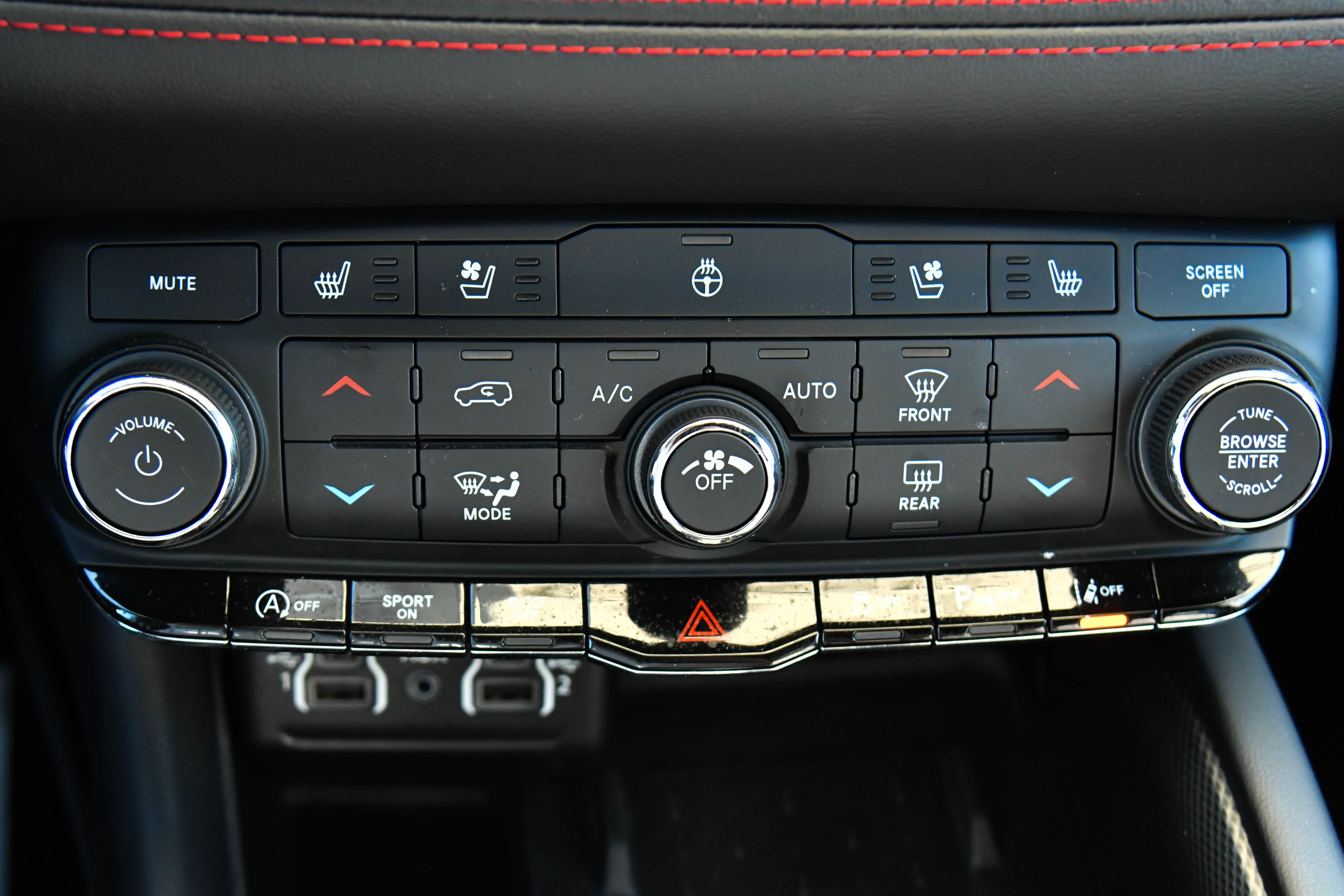 Used 2025 Dodge Durango GT AWD/4WD image 26