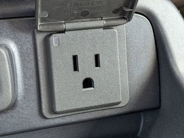 Used 2018 GMC Sierra 1500 Denali w/ Denali Ultimate Package AWD/4WD image 24