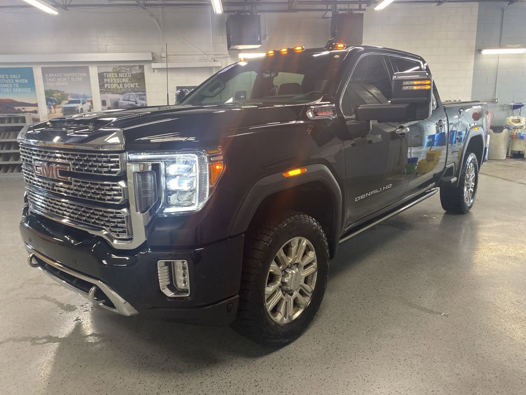 Used 2023 GMC Sierra 2500 Denali w/ Denali Ultimate Package image 3