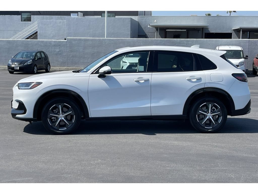 Certified 2025 Honda HR-V EX-L image 2
