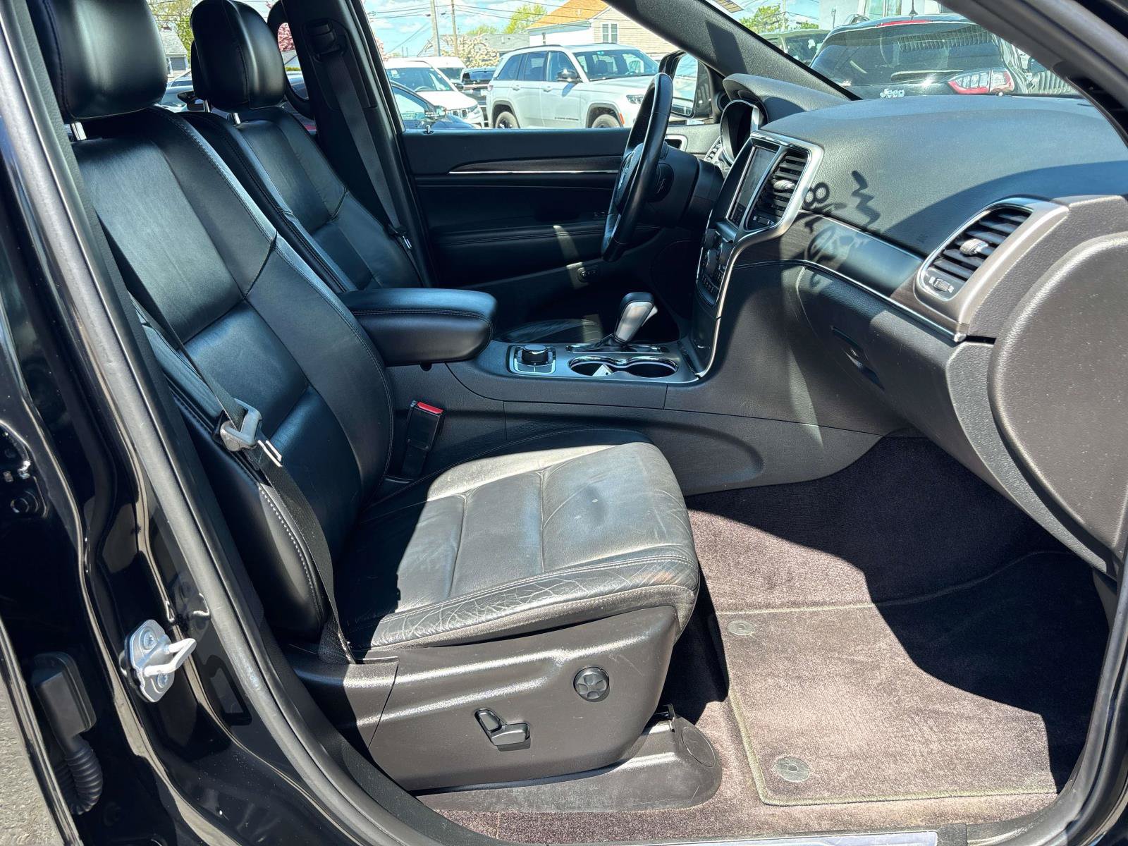 Certified 2018 Jeep Grand Cherokee Limited AWD/4WD image 19