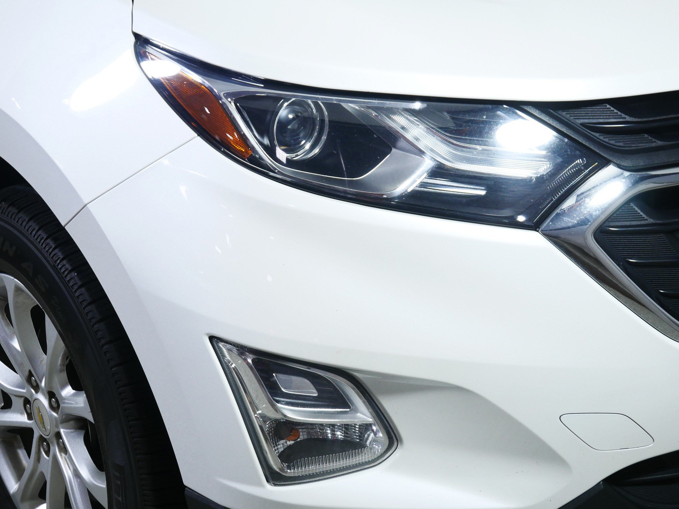 Used 2018 Chevrolet Equinox LT w/ Sun & Infotainment Package AWD/4WD image 16