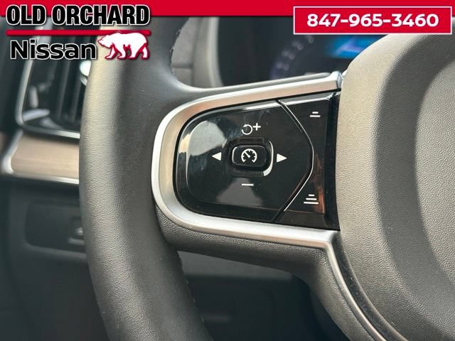 Used 2025 Volvo XC90 B6 Plus w/ Protection Package Premier AWD/4WD image 18