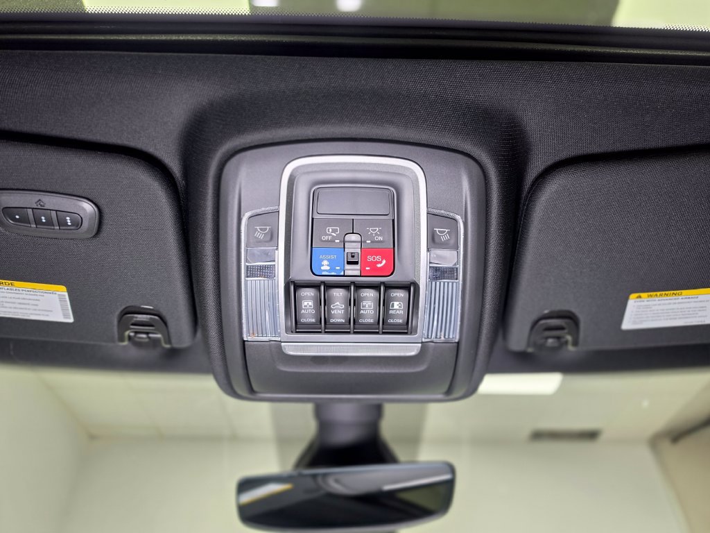 Used 2020 RAM 1500 Big Horn AWD/4WD image 16