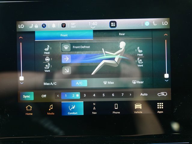 Used 2024 Jeep Wagoneer Series II image 21