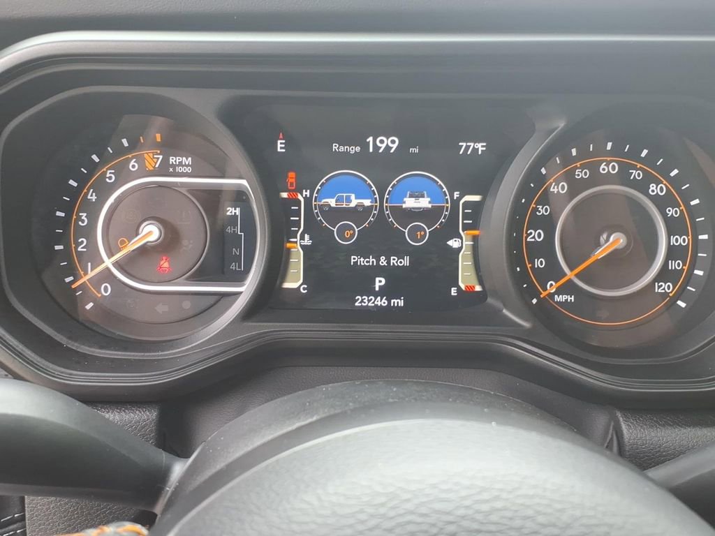 Used 2024 Jeep Gladiator Mojave w/ Technology Group AWD/4WD image 15