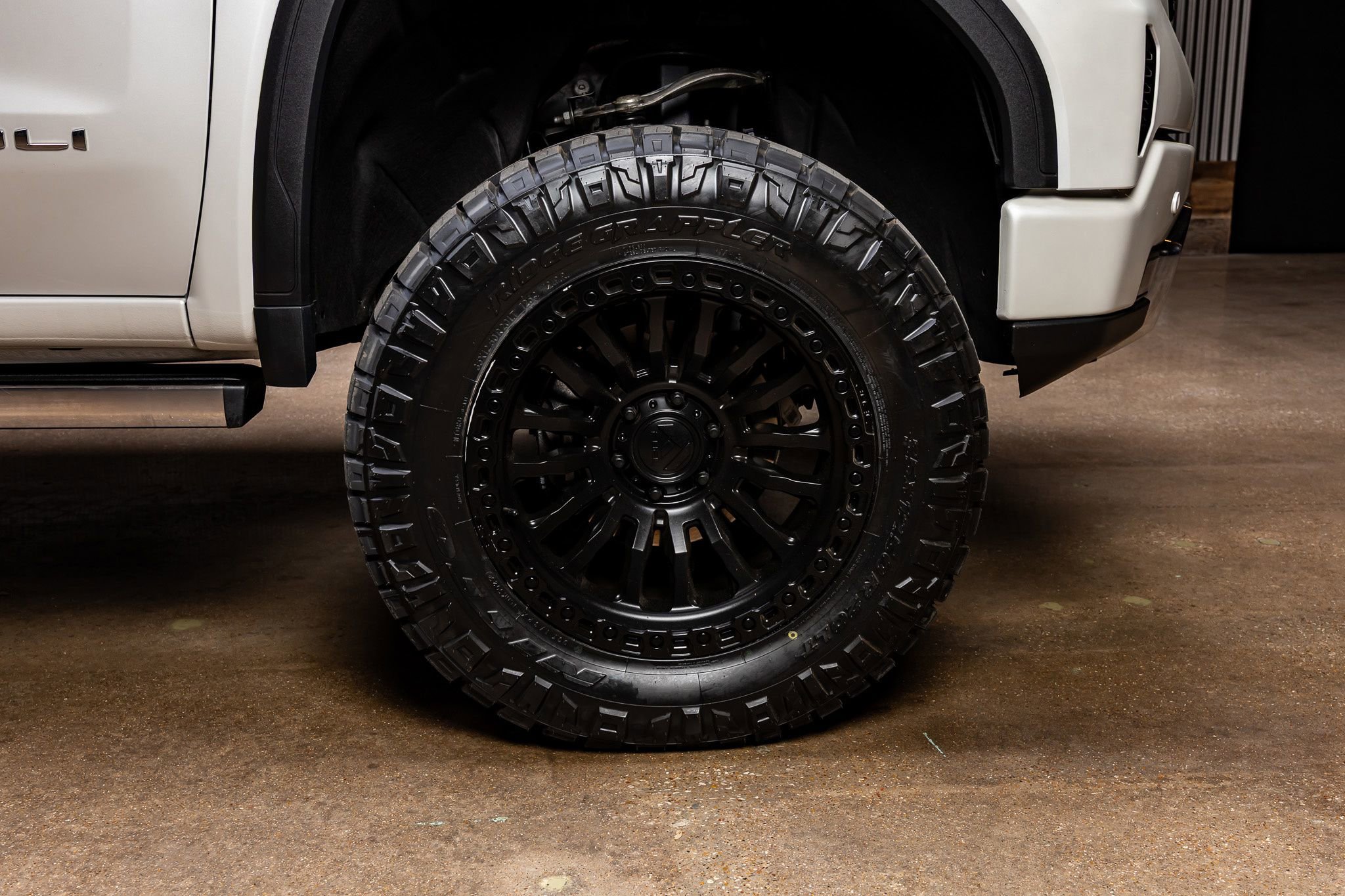 Used 2022 GMC Sierra 1500 Denali AWD/4WD image 12