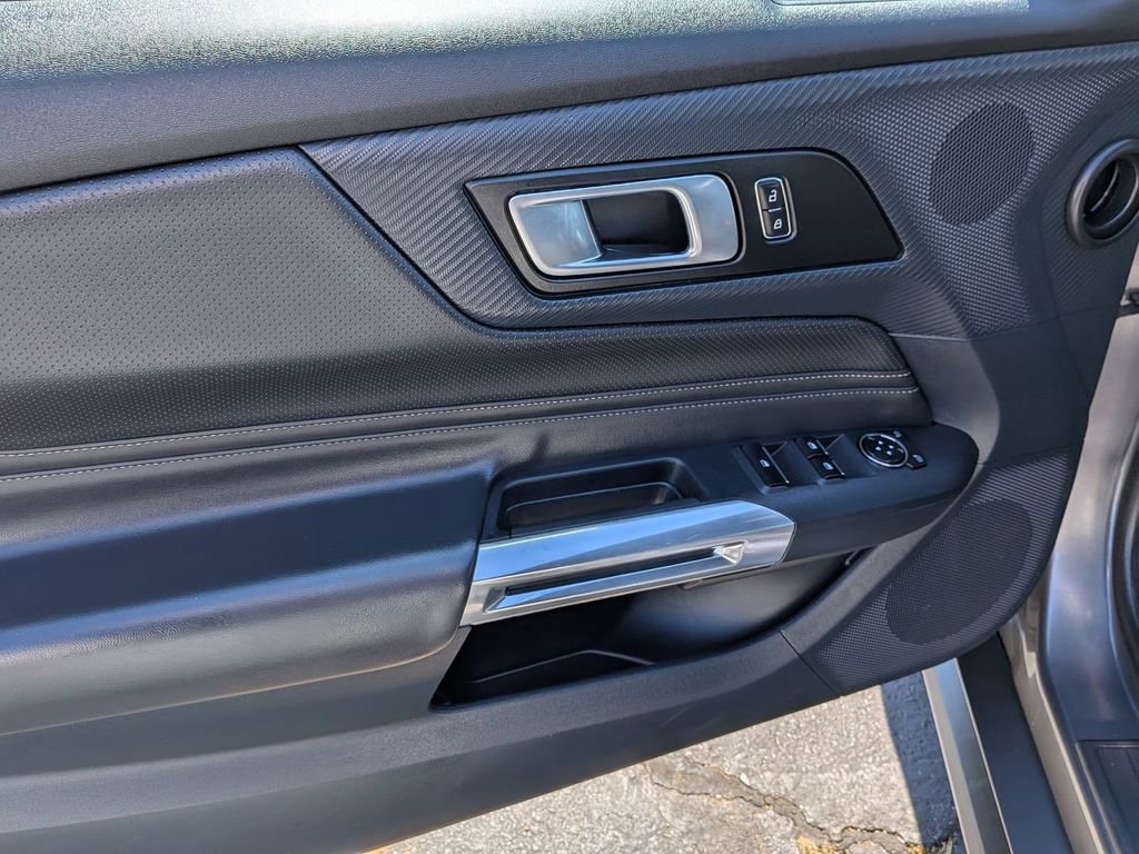 Used 2024 Ford Mustang Premium image 11