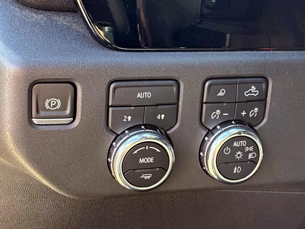 Used 2022 GMC Sierra 1500 Elevation w/ Elevation Premium Package AWD/4WD image 27