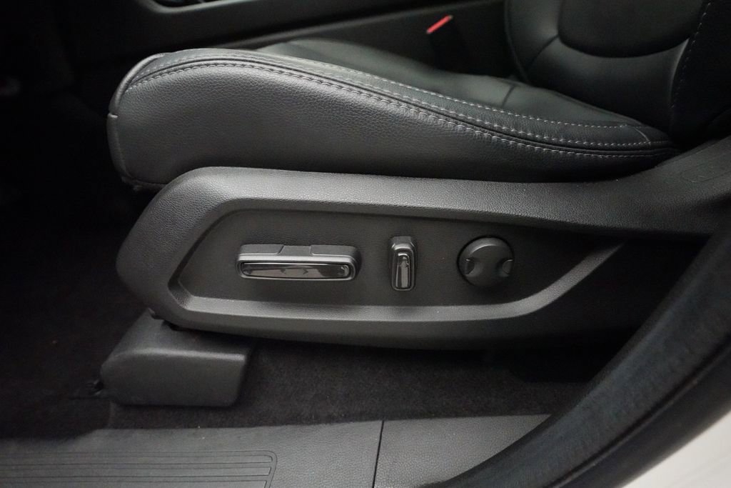 Certified 2024 Honda Pilot Touring image 30