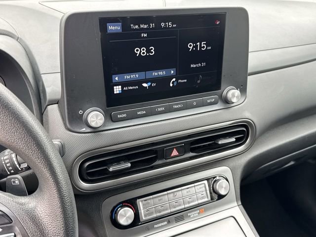 Used 2023 Hyundai Kona SE image 16