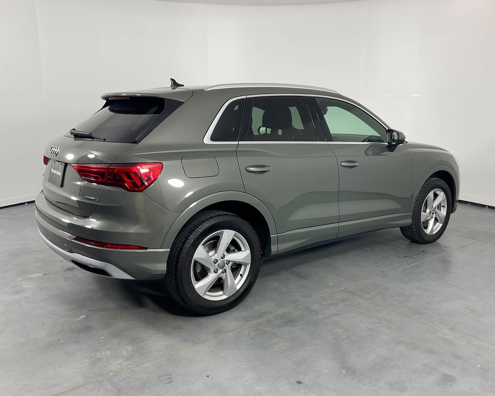 Used 2020 Audi Q3 2.0T Premium image 5