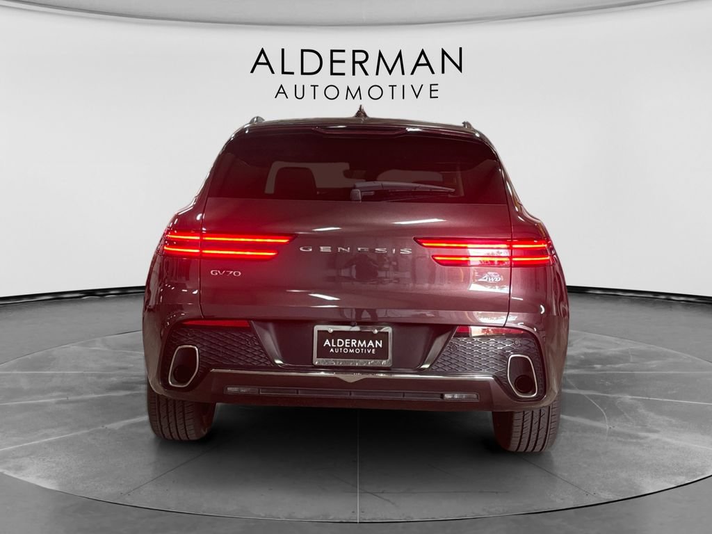 Used 2023 Genesis GV70 2.5T w/ Select Package AWD/4WD image 4