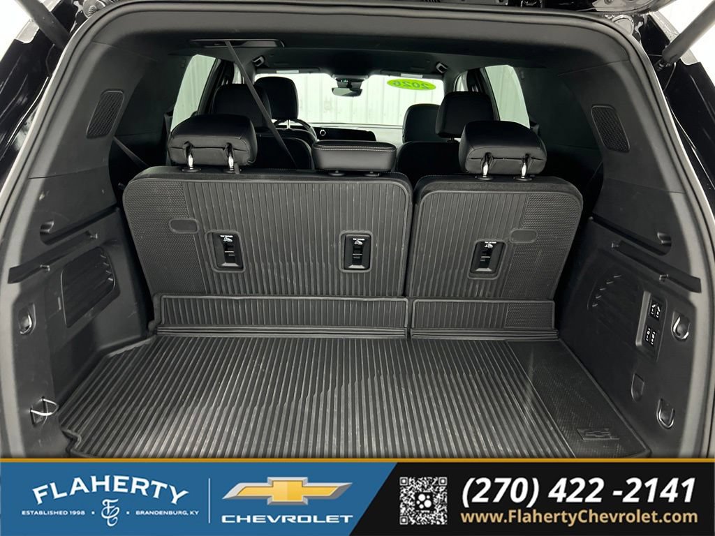 Used 2026 Chevrolet Traverse High Country w/ LPO, Floor Liner Package AWD/4WD image 21