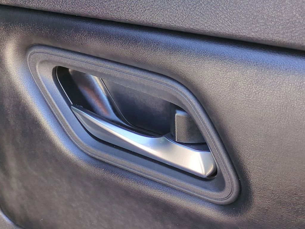 Certified 2024 Nissan Rogue SV image 31