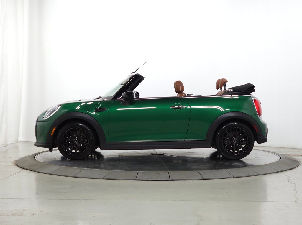 Used 2024 MINI Cooper Convertible w/ Signature Upholstery Package FWD image 5