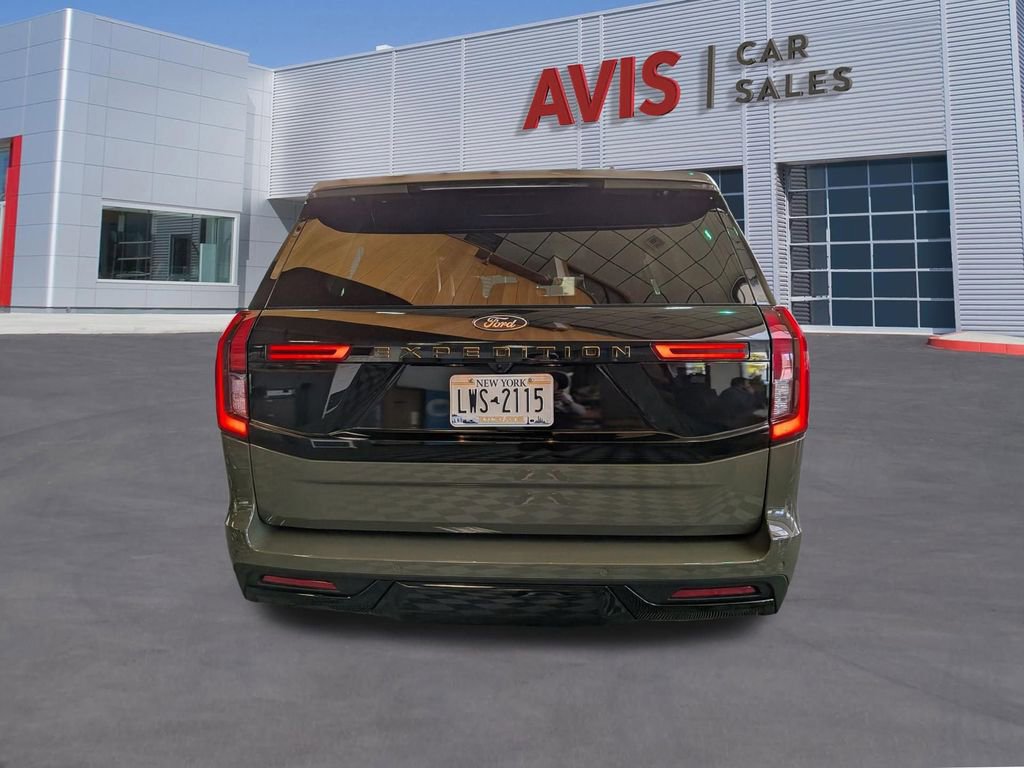 Used 2025 Ford Expedition Tremor image 9