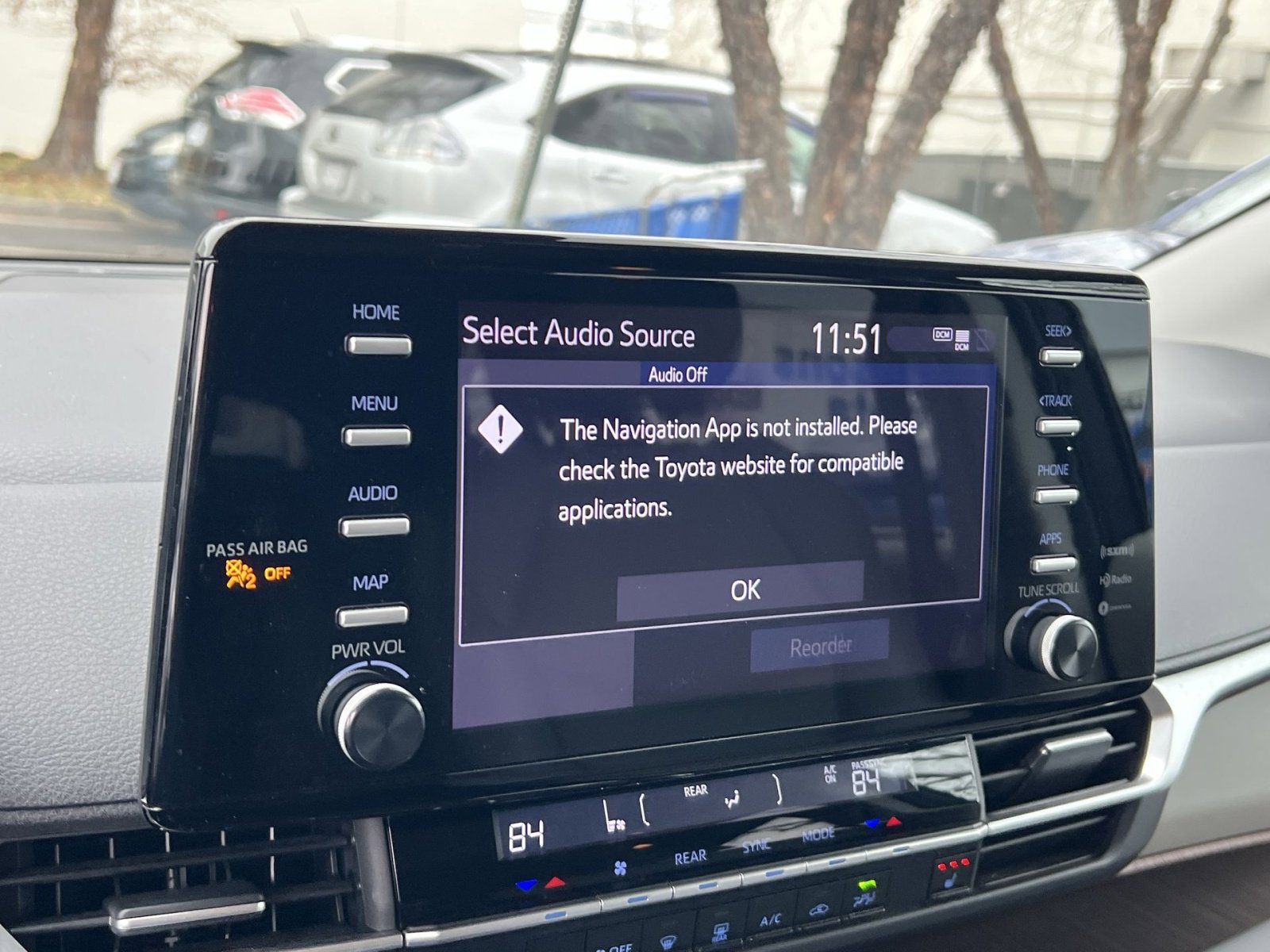 Used 2024 Toyota Sienna XLE image 19