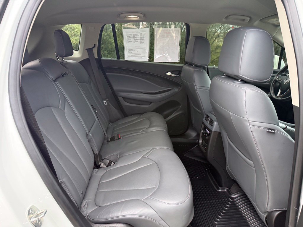 Used 2019 Buick Envision Essence FWD image 17