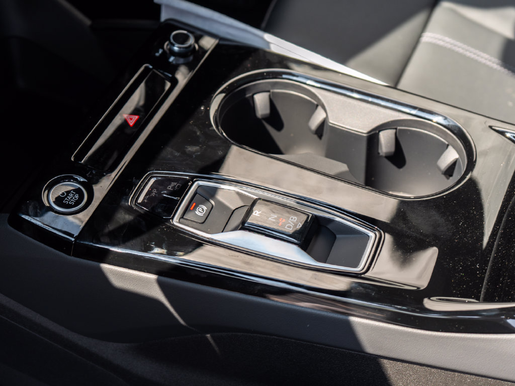 New 2027 Audi Q6 e-tron Prestige AWD/4WD image 12