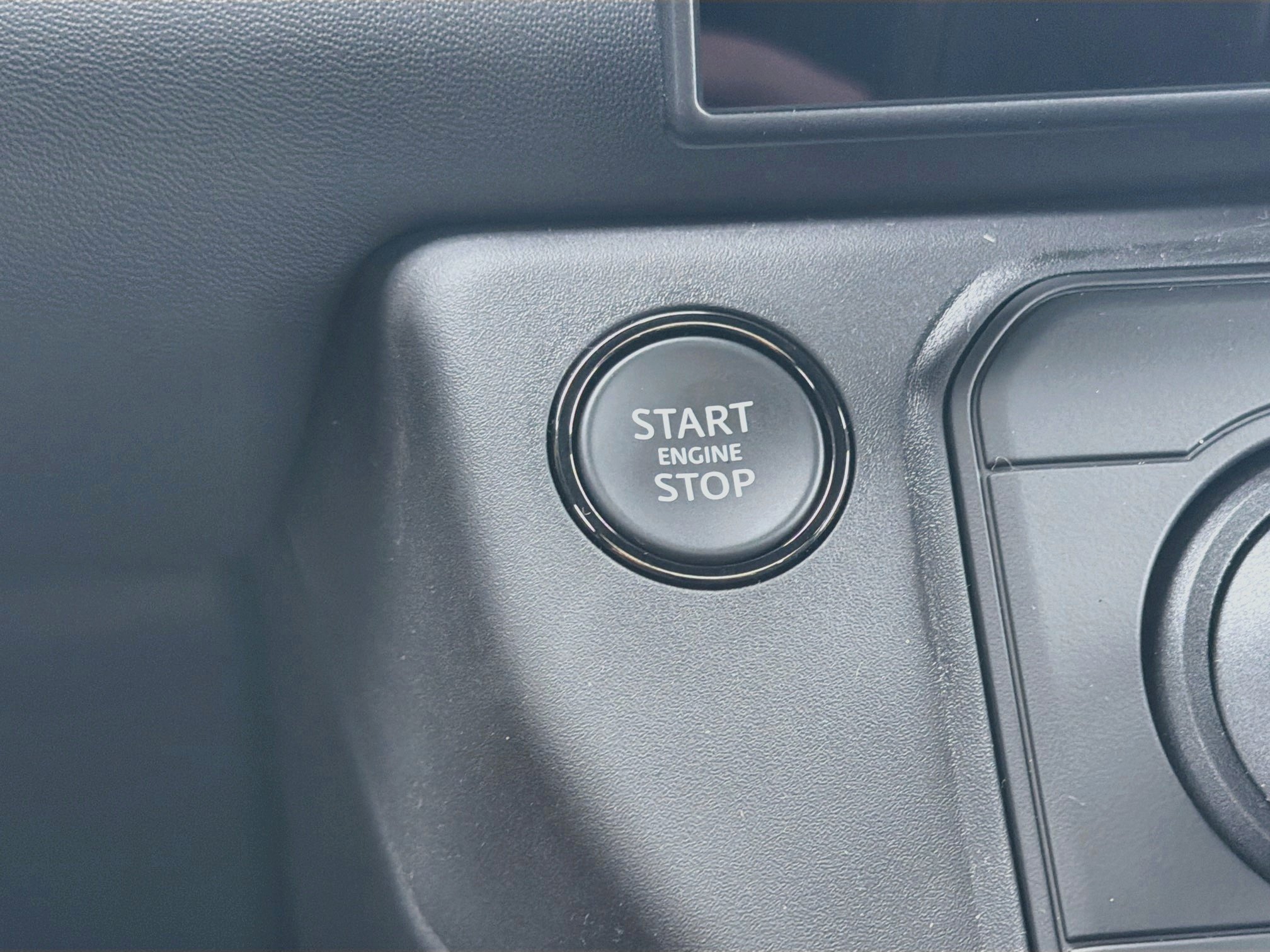 New 2026 Land Rover Defender 110 OCTA AWD/4WD image 37