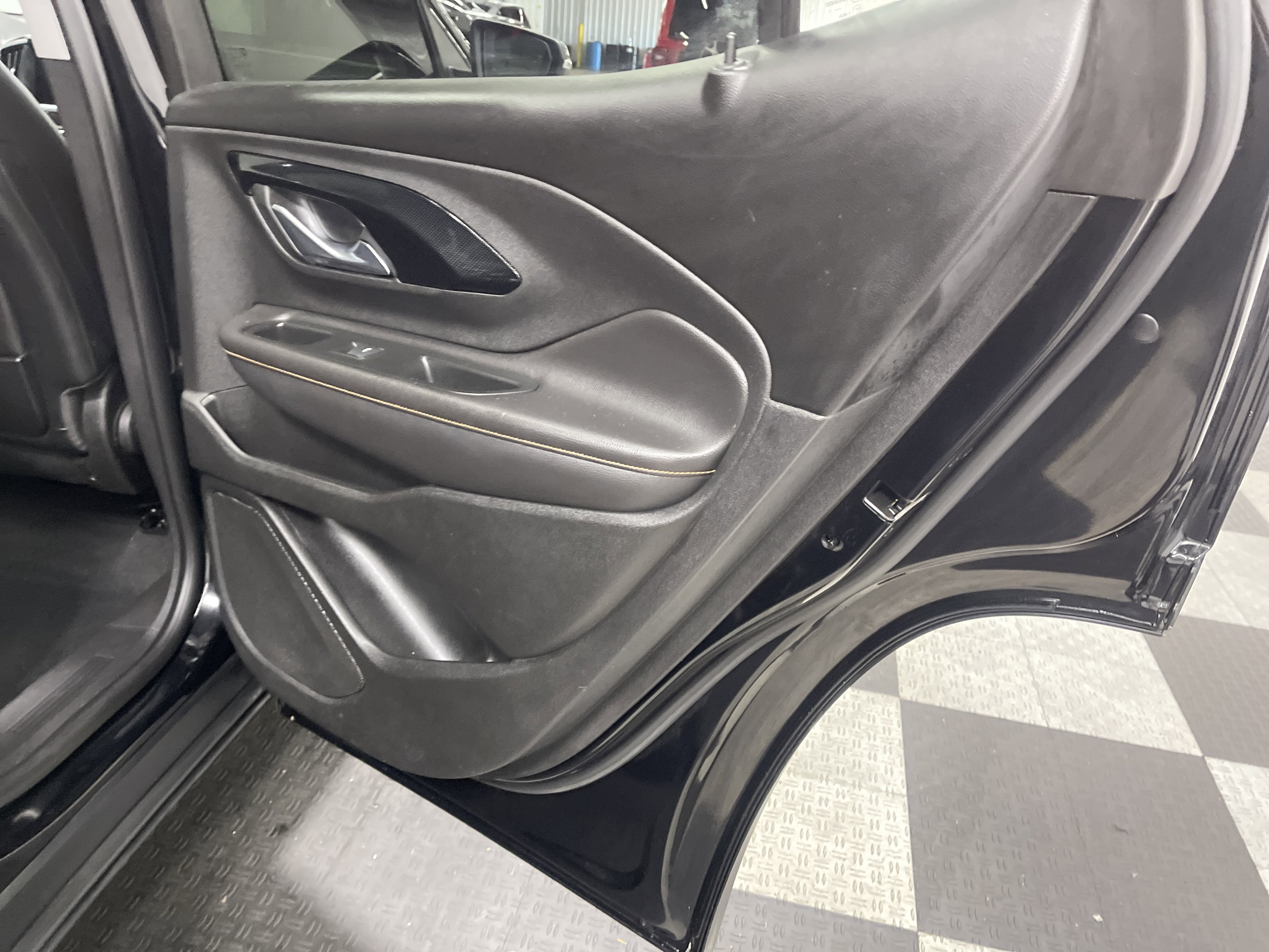 Used 2022 GMC Terrain AT4 image 19