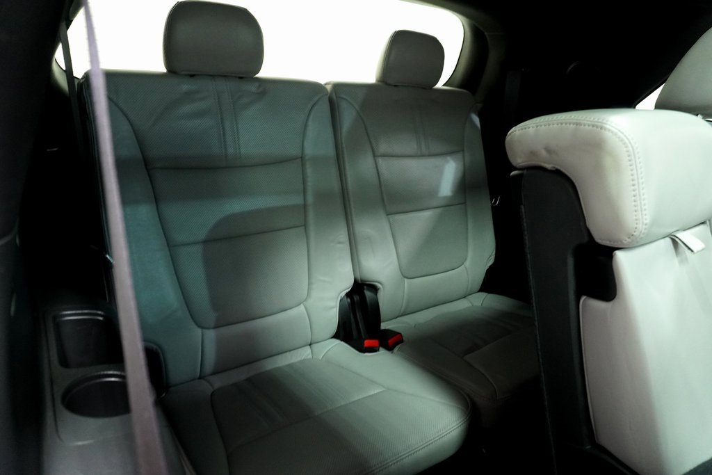 Used 2015 Kia Sorento SX image 17