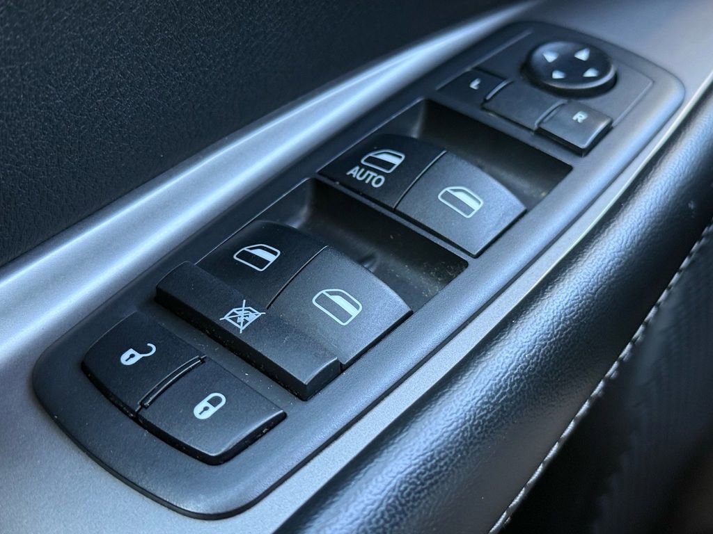 Used 2018 Dodge Journey Crossroad image 16