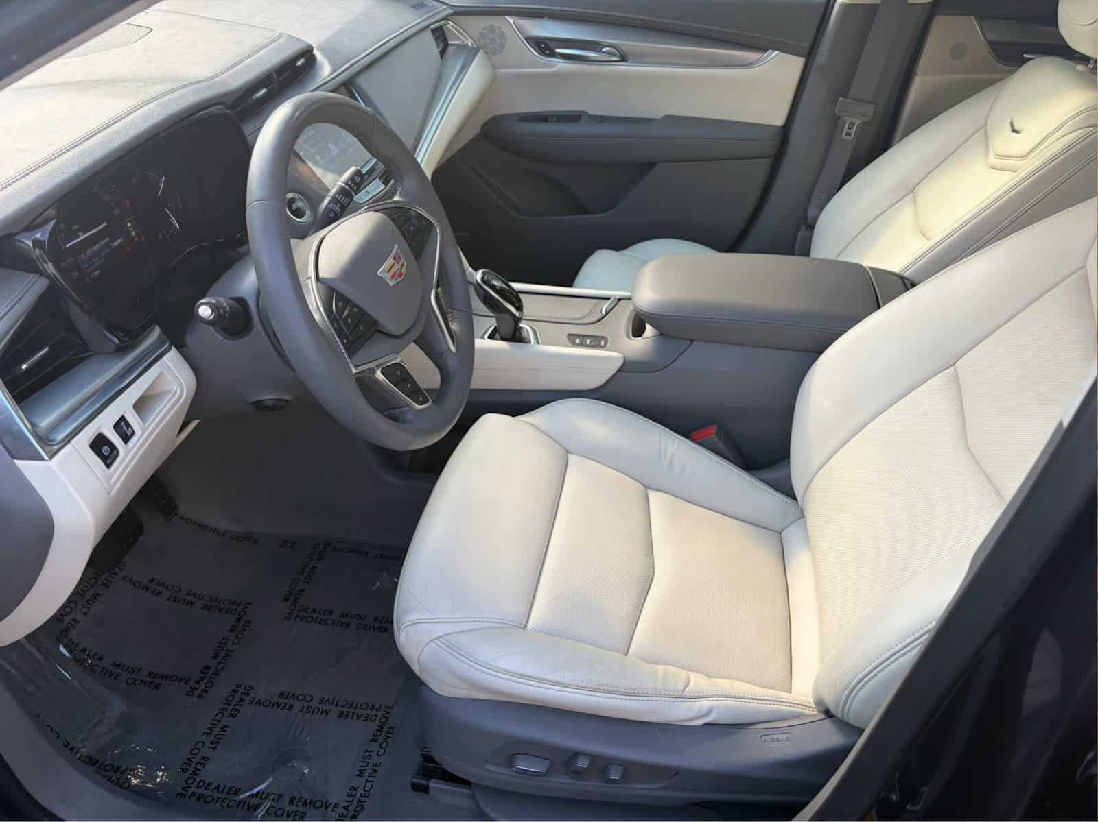Used 2018 Cadillac XT5 Premium Luxury AWD/4WD image 9
