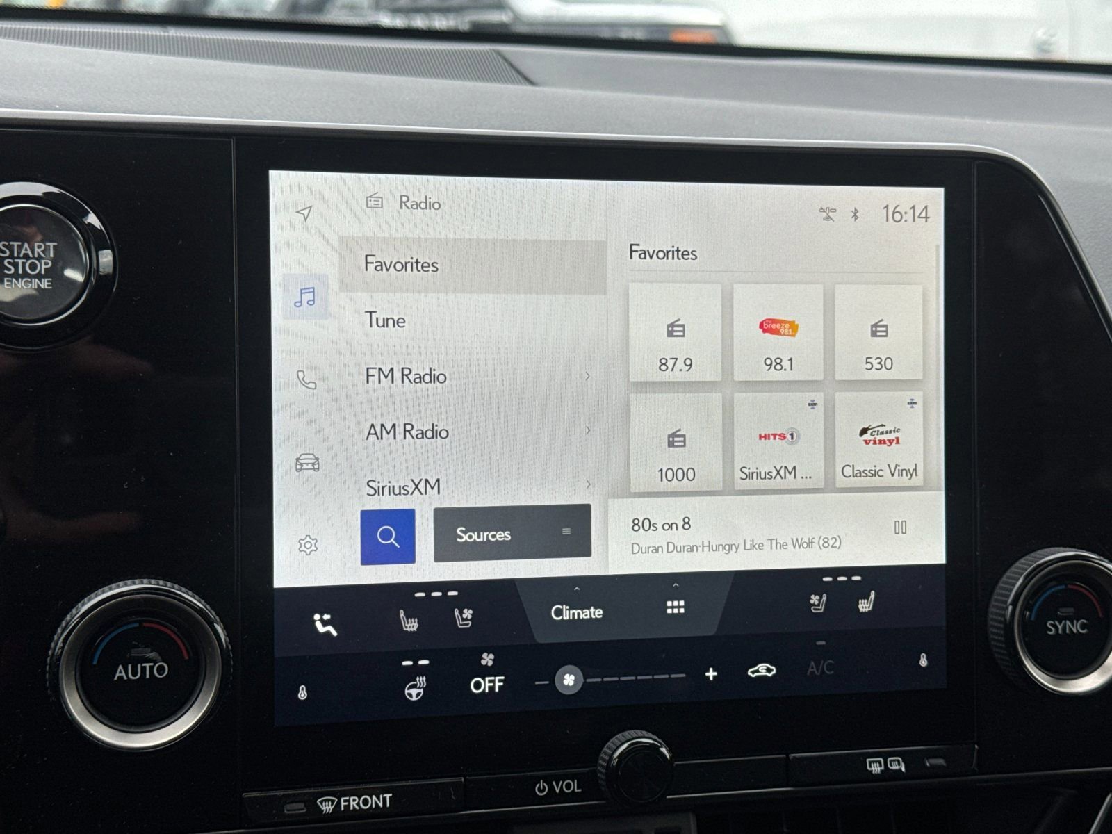 Used 2025 Lexus NX 250 AWD w/ Accessory Package (2T) image 18