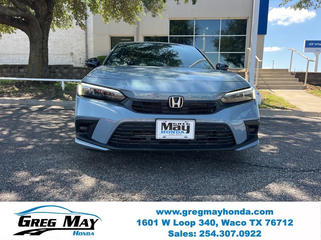 Used 2023 Honda Civic Sport image 2