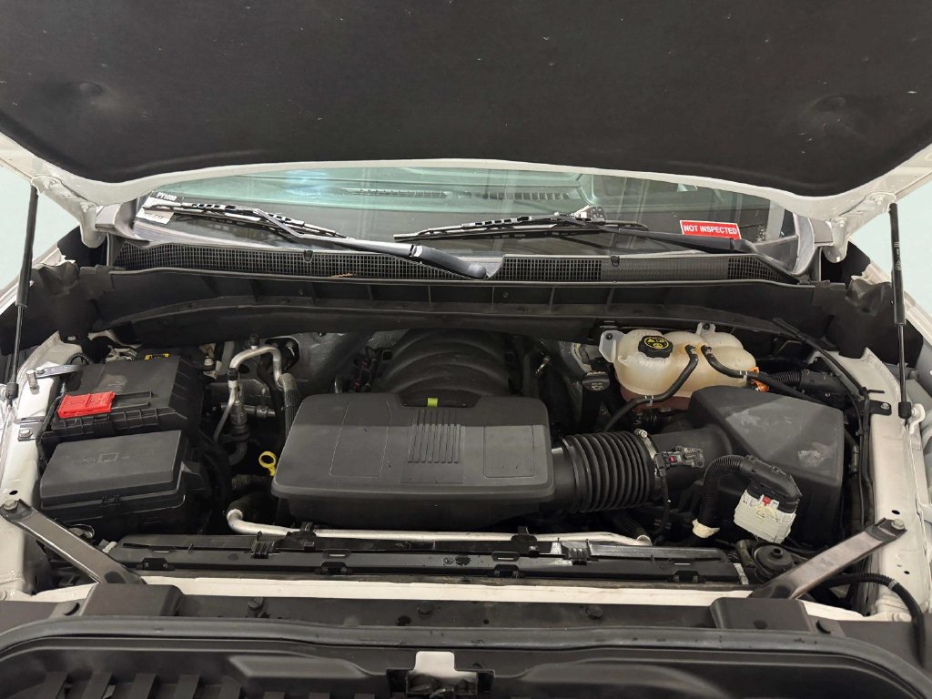 Used 2023 Chevrolet Silverado 1500 High Country w/ Technology Package AWD/4WD image 16
