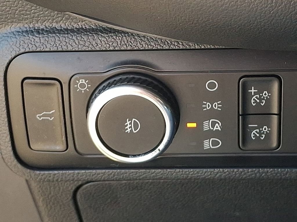 Used 2025 Ford Explorer ST image 23