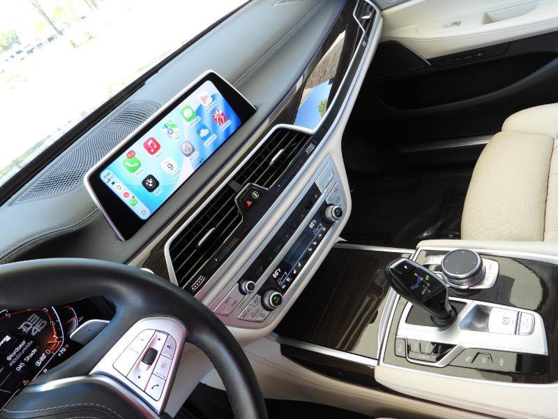 Used 2021 BMW 740i w/ Premium Package image 59